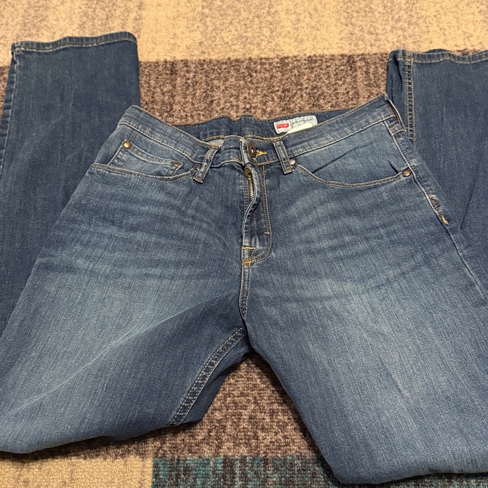 Wrangler Men’s Slim Straight Leg 30x32 Jeans